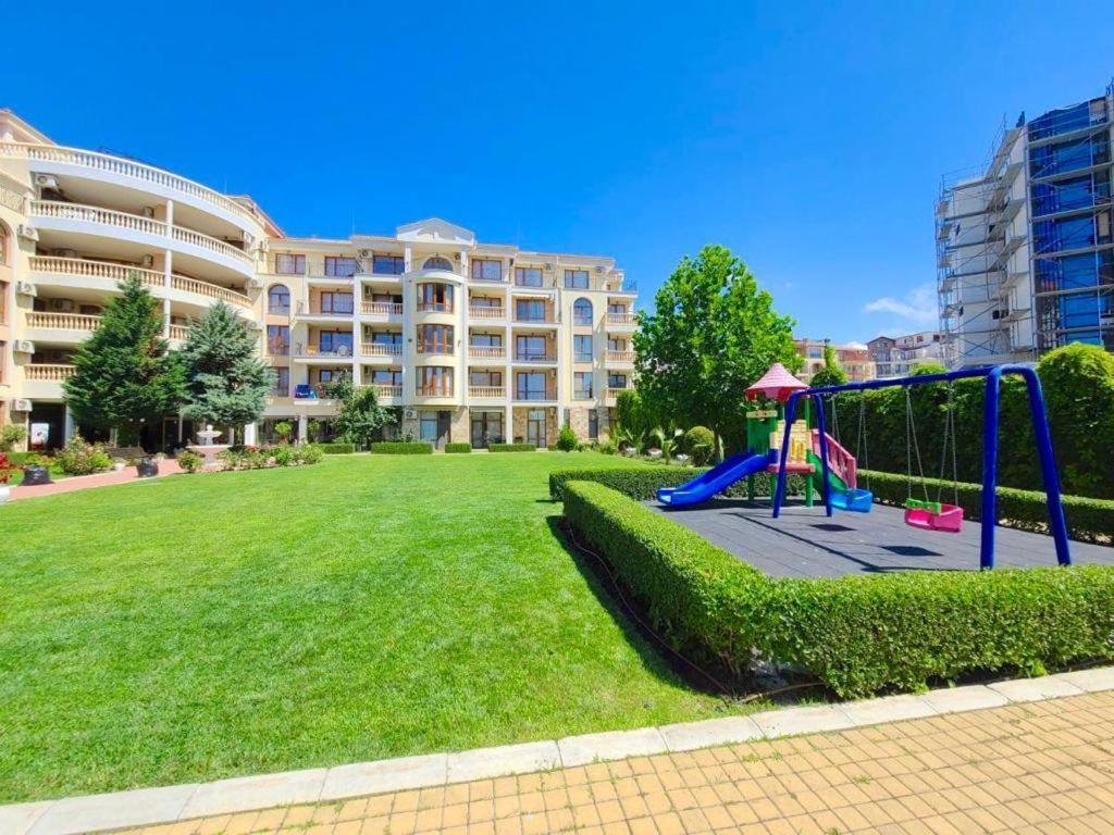 Apartamento Royal Bay Alex